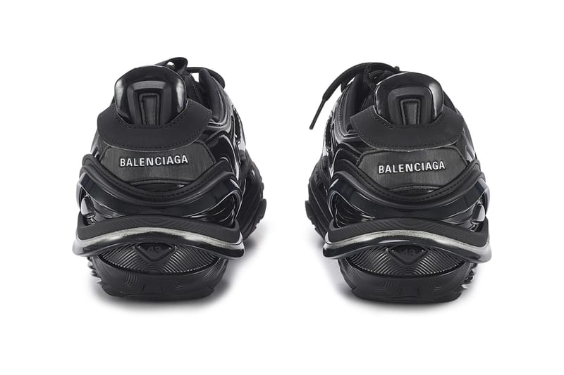 balenciaga sneakers triple black