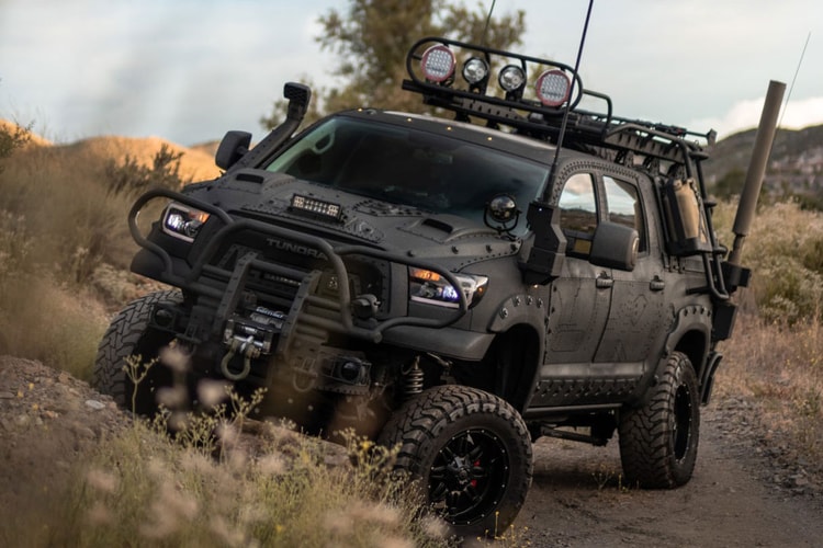 This Heavily-Modified Toyota Tundra 4×4 Is Now up for Auction