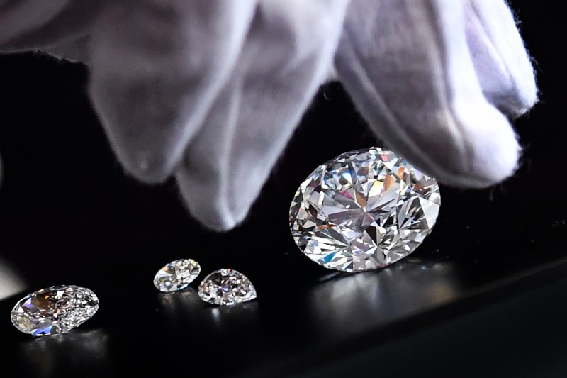 Coronavirus Diamond Oversupply Worth Billions info De Beers Price