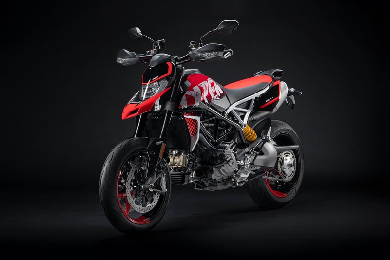 Ducati Hypermotard 950 RVE Motorcycle Info superbikes motorbikes Italian sports racing off-road adventure mud speed engineering two-wheel transport 