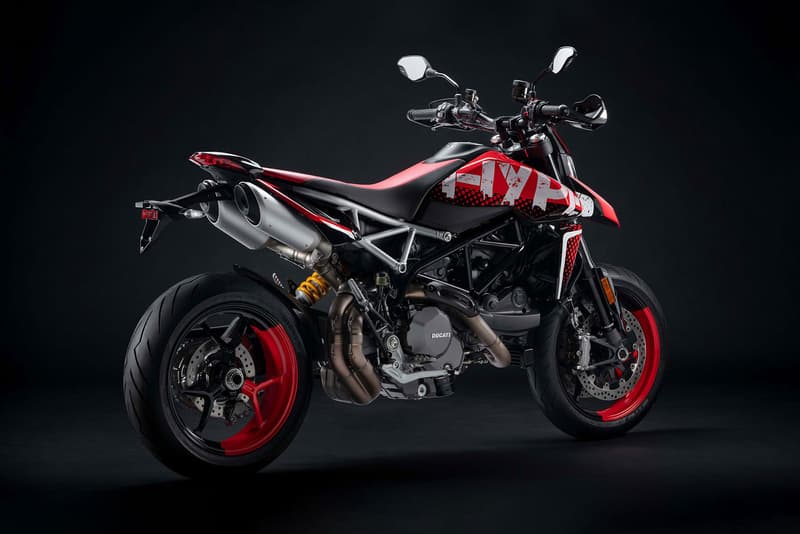 Ducati Hypermotard 950 RVE Motorcycle Info superbikes motorbikes Italian sports racing off-road adventure mud speed engineering two-wheel transport 