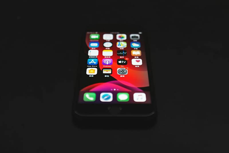 The iPhone SE Is a Smartphone Underdog