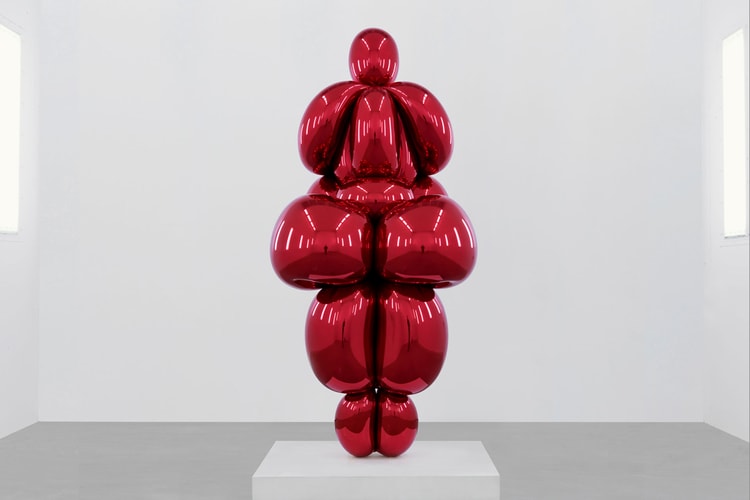 Jeff Koons Unveils New 'Balloon Venus' Sculpture in David Zwirner Online Studio