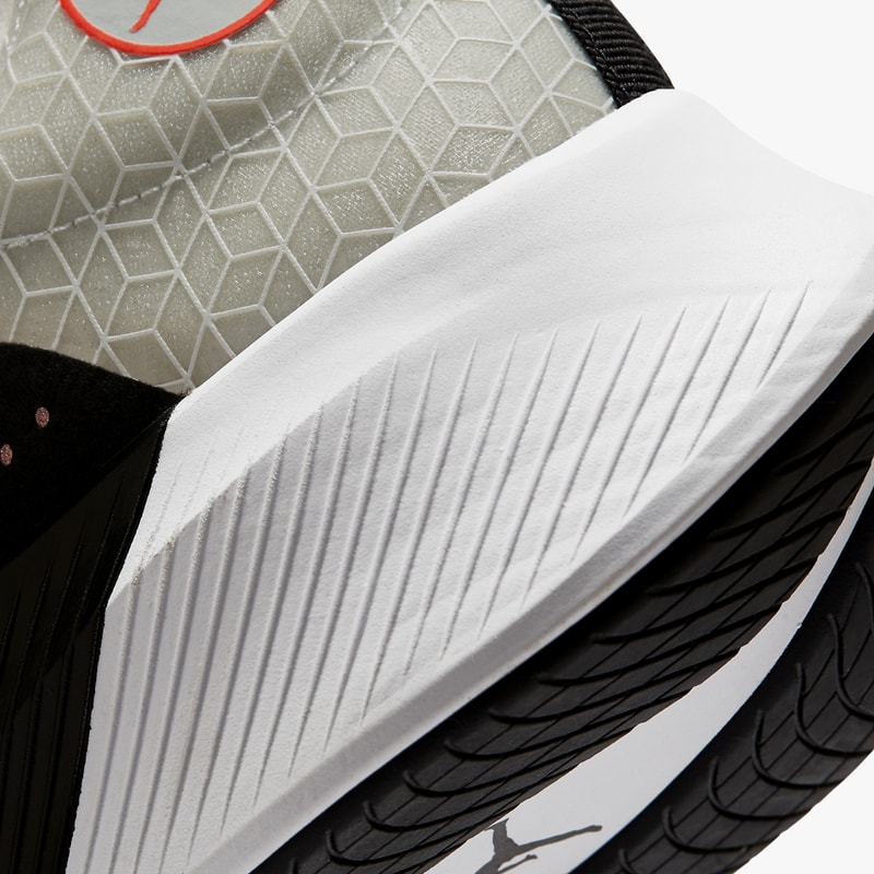jordan brand air zoom renegade running shoe white black pure platinum infrared 23 CJ5383 100 official release date info photos price store list buying guide