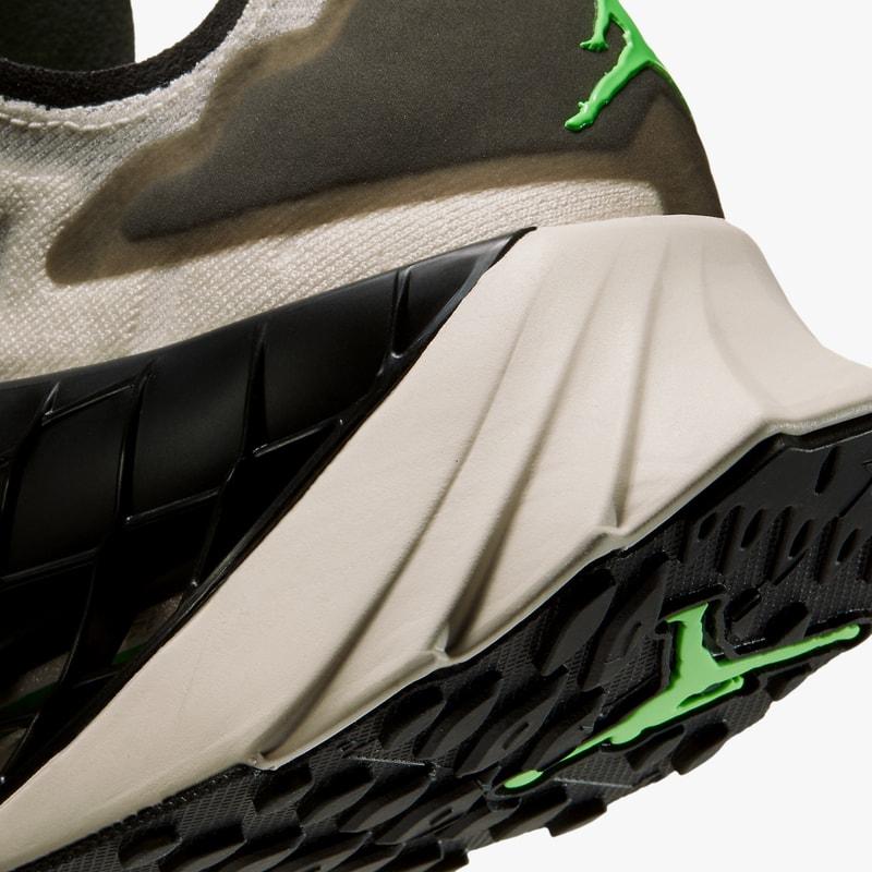 jordan trunner ultimate trainer runner light orewood brown black rage green white flash crimson CJ1495 100 101 official release date info photos price store list