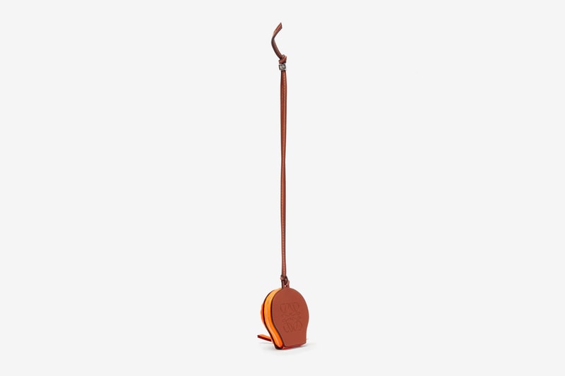 LOEWE Paula's Ibiza Seashell Leather Necklace Bag Release MATCHESFASHION info Buy Price Orange Brown