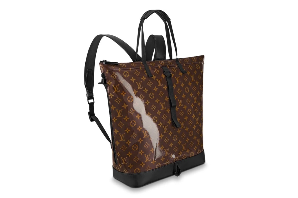 Download The luxurious Louis Vuitton monogram printed on a high