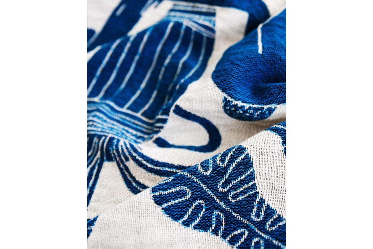 Pen & Paper: Mark Conlan Digital Illustrator People Vases Flowers Plants Greek Roman Patterns