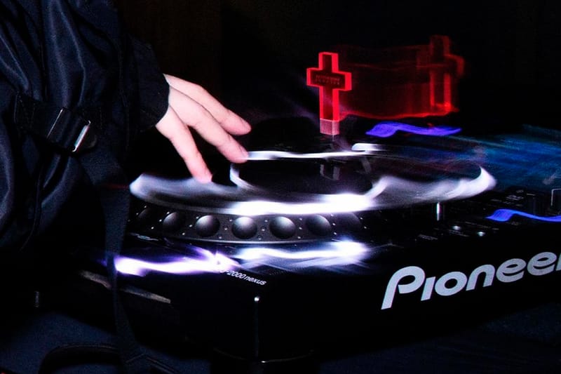 UNDERCOVER and Mars89 Release a Light-Up USB Stick