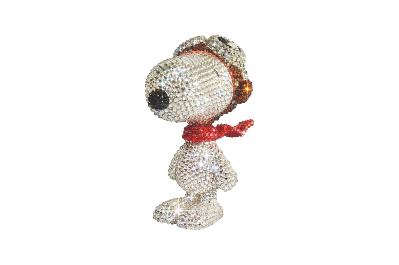 LIGHTS STYLE x Medicom Toy Swarovski Peanuts Snoopy Release collectibles peanuts snoopy charles schulz Japan figures 