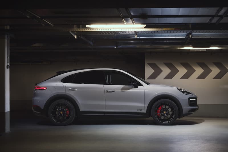 2021 porsche cayenne gts suv sports chrono v8 twin turbo engine horsepower cars