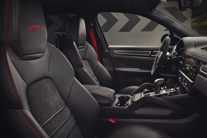 2021 porsche cayenne gts suv sports chrono v8 twin turbo engine horsepower cars
