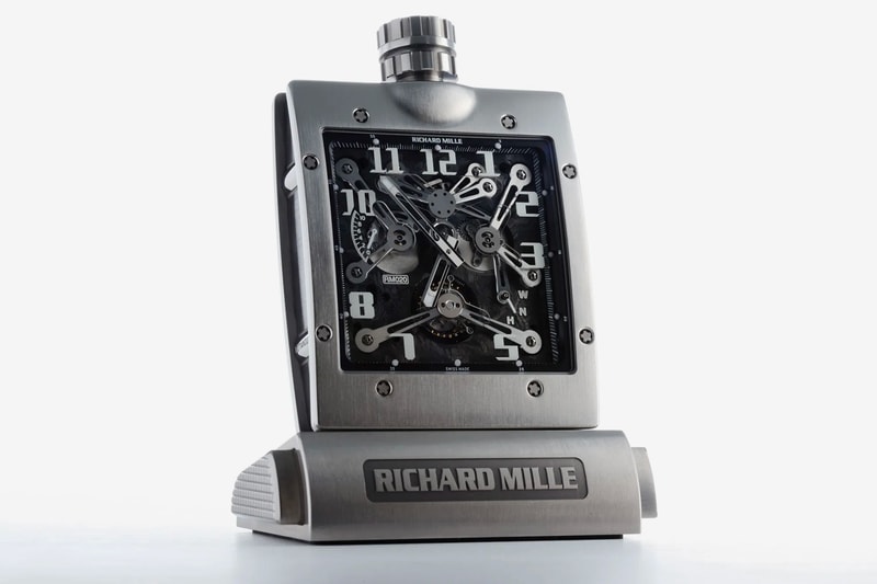 Карманные часы Richard Mille RM 020 Tourbillon Информация о выпуске, композит из углеродного нановолокна, высота 62 мм, ширина 52 мм, заводная головка Cheval Frères