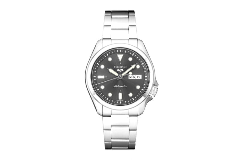 seiko 40mm watch