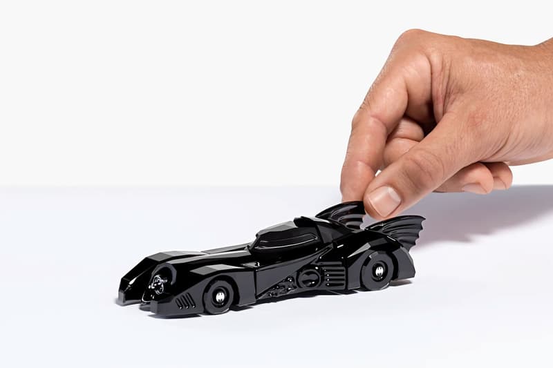 Swarovski Black-Crystal Batman and Batmobile tim burton dark knight Michael Keaton Jack Nicholson Kim Basinger Vicki Vale comics DC comics crystal home decor
