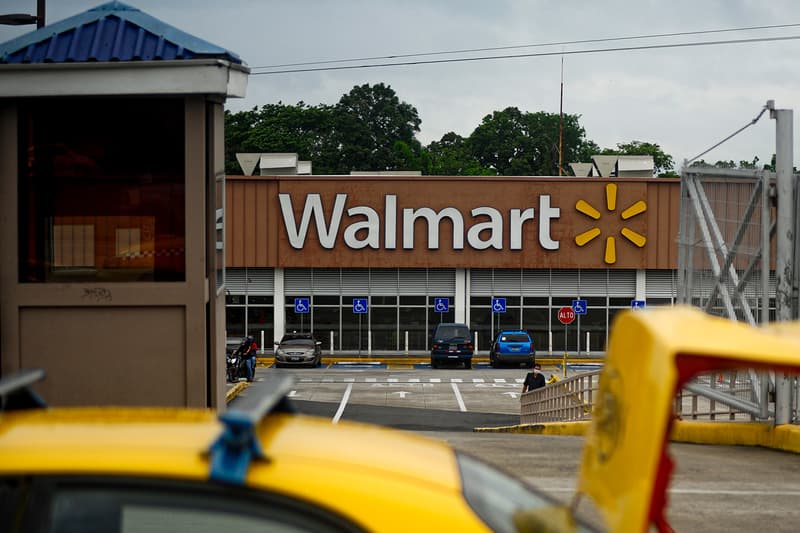 Walmart "All Lives Matter" T-Shirt News BLM Blacklivesmatter Black Lives Matter Racism George Floyd online clothing tee T-shirt backlash