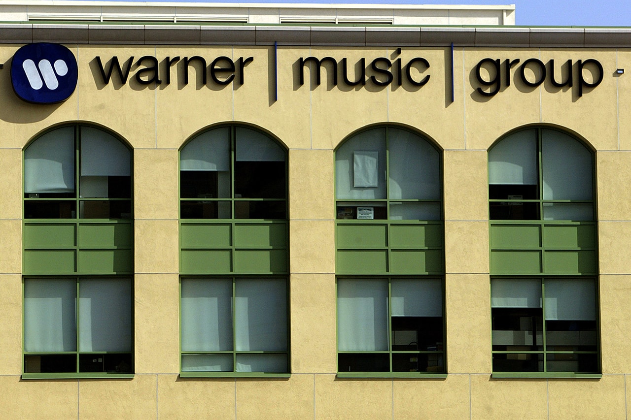 Warner Music Group $100 Million USD #BlackLivesMatter BLM Donation Music Industry George Floyd Family Foundation Len Blavatnik Justice Charity Campaign Support