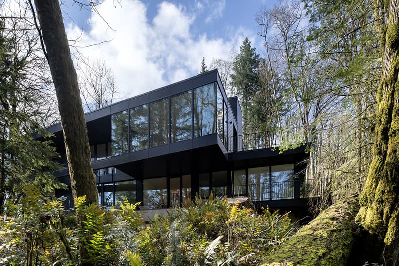William / Kaven Architecture's Royal House Sits Elevated in Portland’s Forest Park luxury homes design projects nature