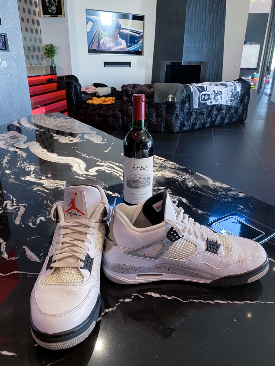 Stay Home Snaps streetsnaps street style fashion Pro professional Golfer Pat Perez Sneakers collection closet air jordan nike off white PGA Tour fashion 