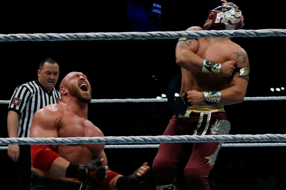 Multiple Wwe Stars Test Positive For Covid 19 Hypebeast Multiple Wwe Stars Test Positive For Covid 19 Hypebeast