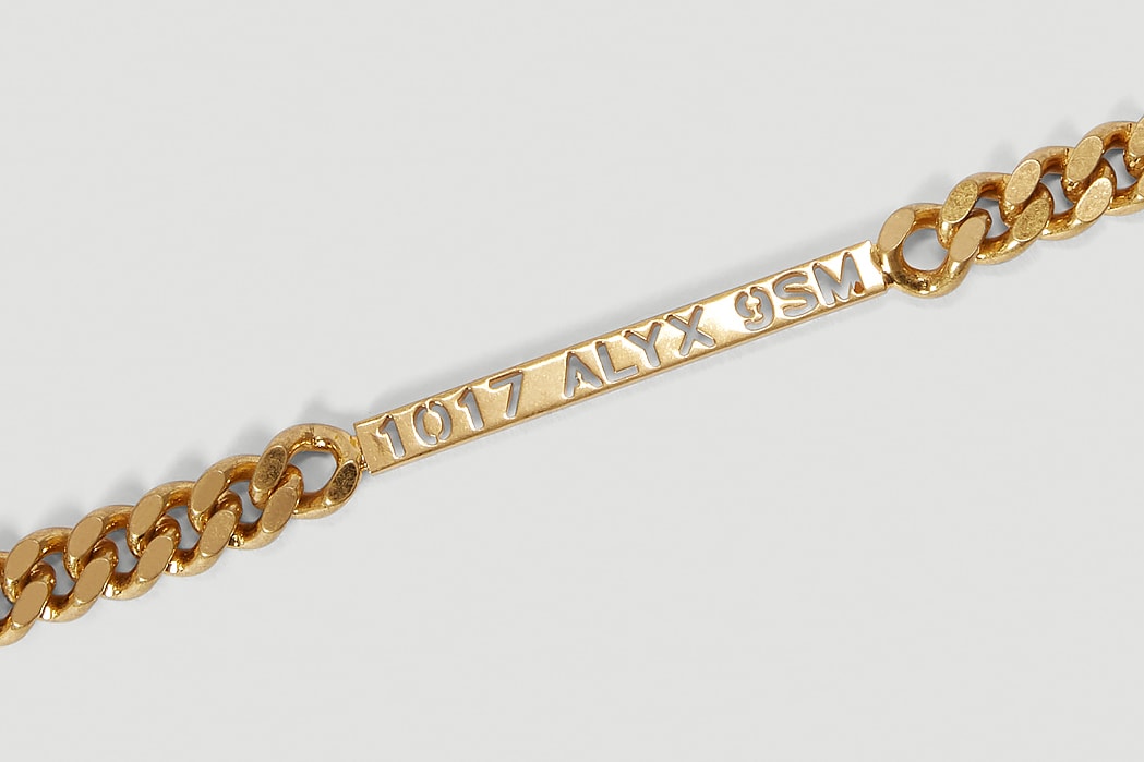 1017 ALYX 9SM Buckle Necklace Gold-Toned Spring/Summer 2020 SS20 Matthew M. Williams LN-CC Necklaces Jewelry Rollercoaster Antique Effect Logo Panel Laser Cut Details Luxury Streetwear