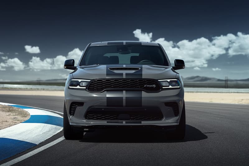 2021 Dodge Durango SRT Hellcat Release Information 710 HP 645 lb-ft Torque SUV Sports Utility Vehicle American Muscle Car 6.2L HEMI V8 Fast Power Performance First Look