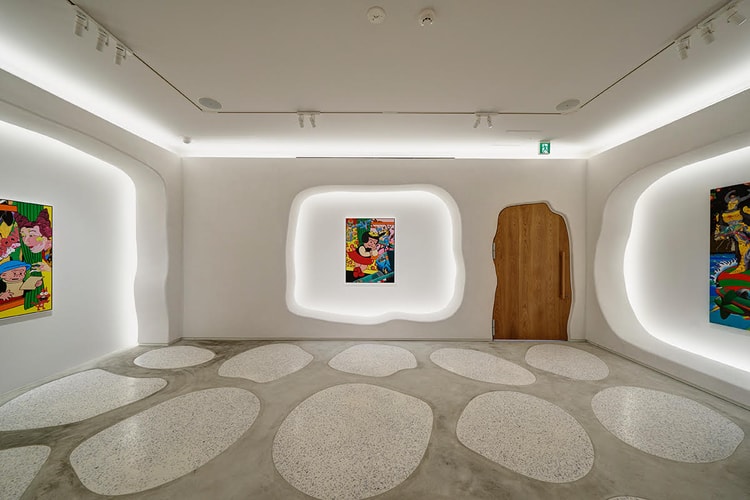 New Tokyo Gallery Transforms Into a Michelin-Star Restaurant at Night