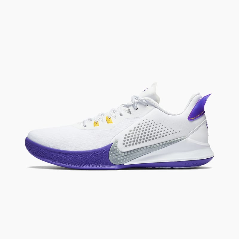 chaussure mamba