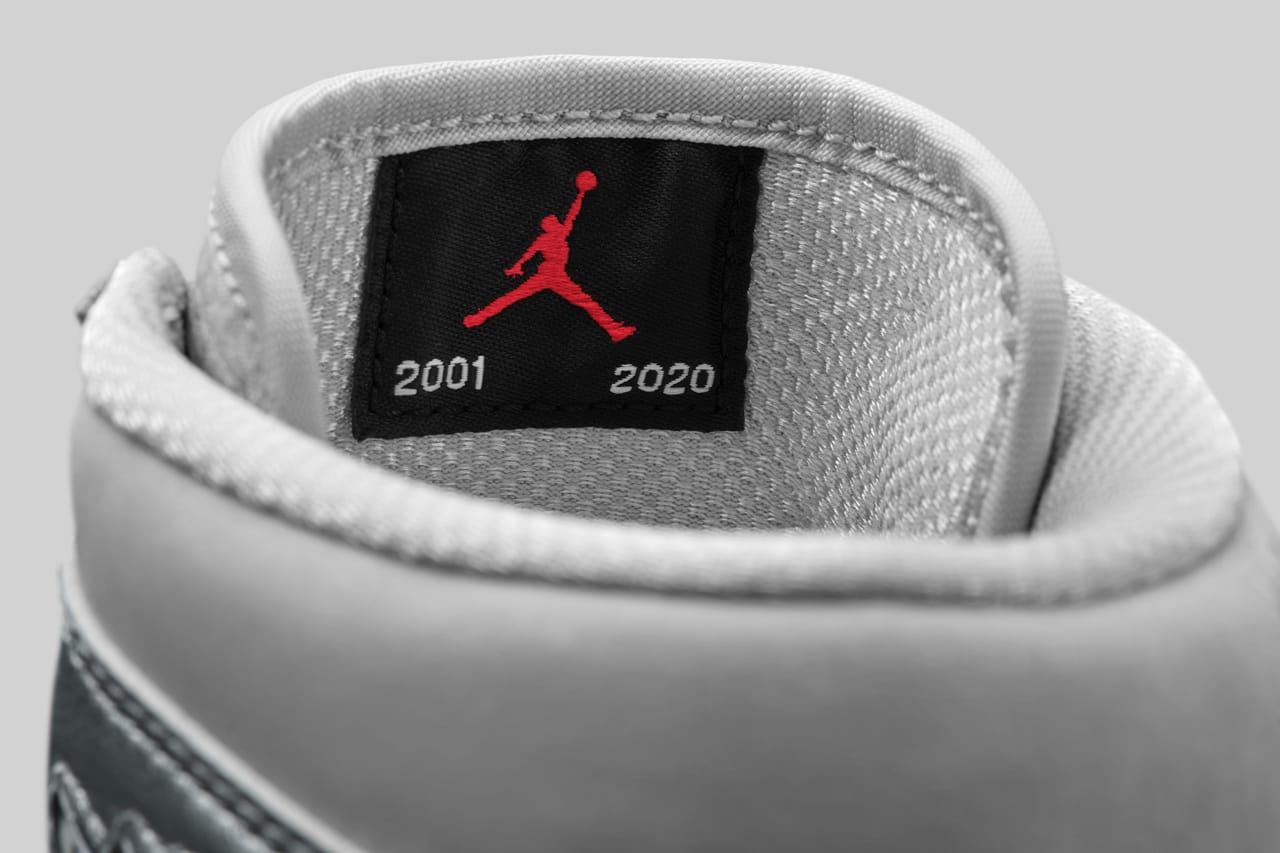 jordan shoes that came in a suitcase