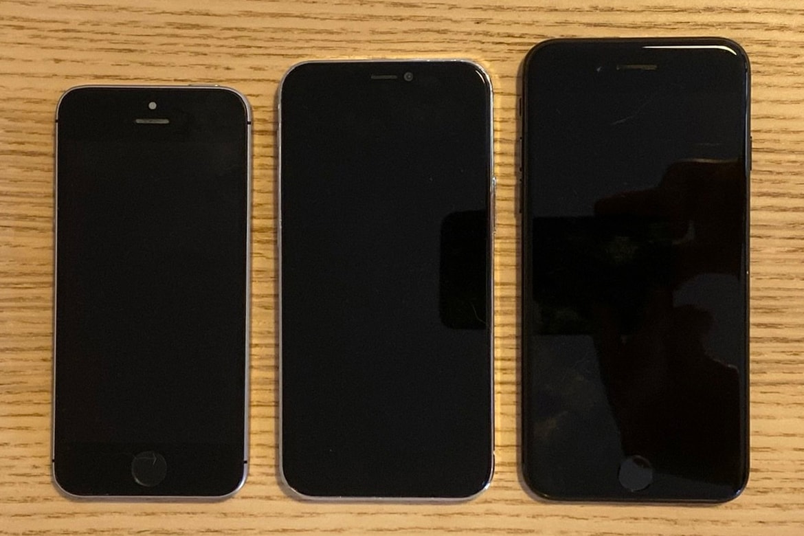 Iphone Se Size 2020 Comparison 3 https%3A%2F%2Fhypebeast.com%2Fimage%2F2020%2F07%2Fapple iphone 12 5 4 inch size comparison info 002