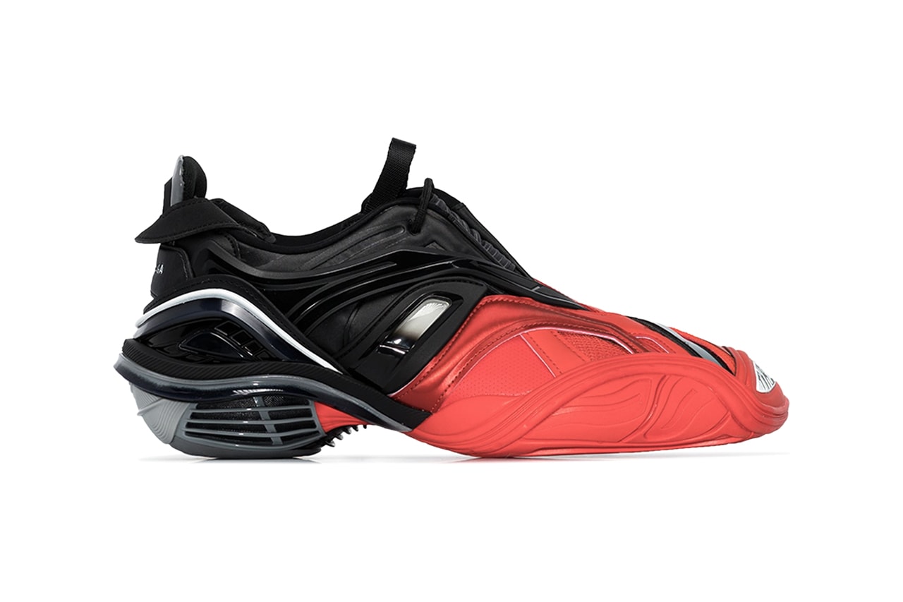 Balenciaga Tyrex Sneaker "Black/Red" Bred Colorway Release Information Futuristic Footwear Drop Demna Gvasalia 3M Technical Shoes Closer Look