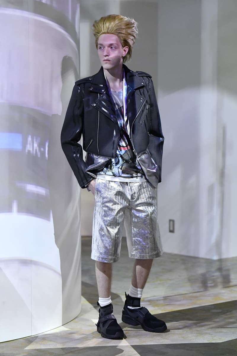 COMME des GARÇONS SS21 Collection, Nike Air Carnivore spring summer 2021 metal outlaw alberto bitar collaboration runway show presentation