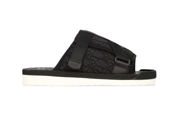 Dior's Luxe Oblique Sandals Land in Black