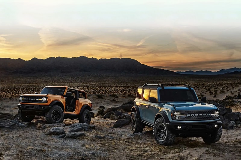 Ford 2021 Bronco 4x4 SUV Unveiling  SUVS off-roading Jeep sand snow outdoors adventure motors 