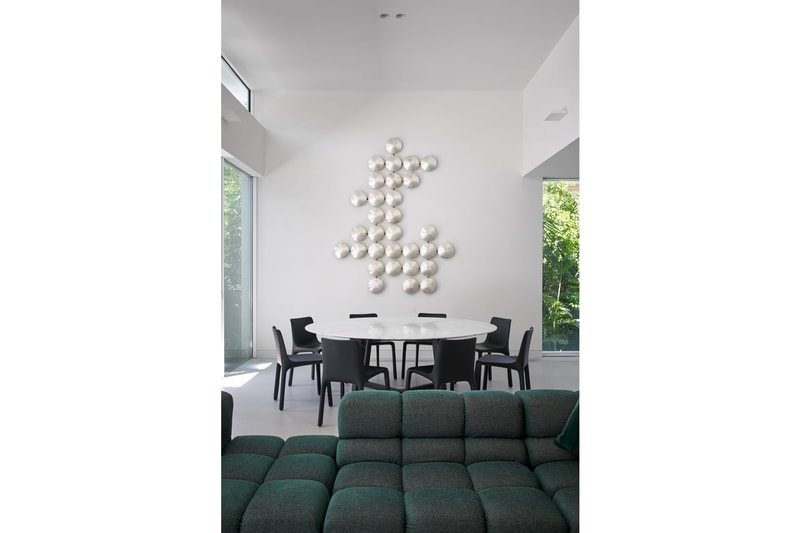 Inarc Architects juxtaposes vintage and modern at three-storey 1870s Victorian house Wyoming house Studley Park Melbourne minimalist interiors restoration