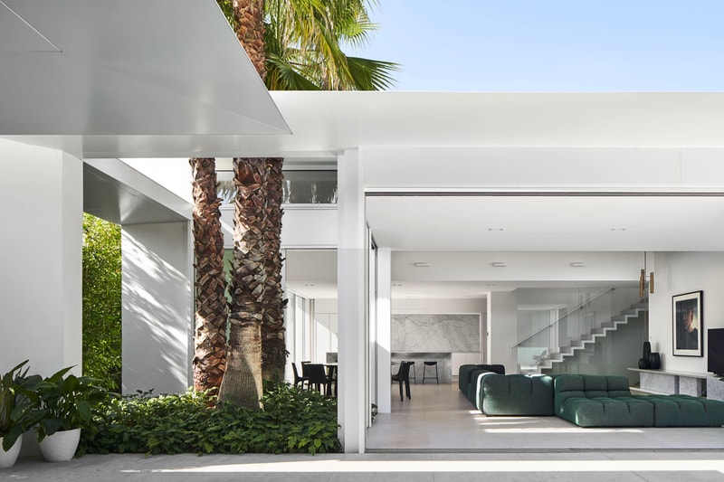 Inarc Architects juxtaposes vintage and modern at three-storey 1870s Victorian house Wyoming house Studley Park Melbourne minimalist interiors restoration