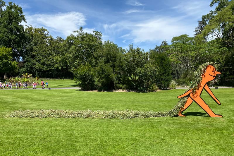 Jean Jullien Jardin des Plantes Exhibition Sculpture Garden Installation La Coiffe Le Ratisseur Les Enrouleurs L’Arroseur figures plants trees