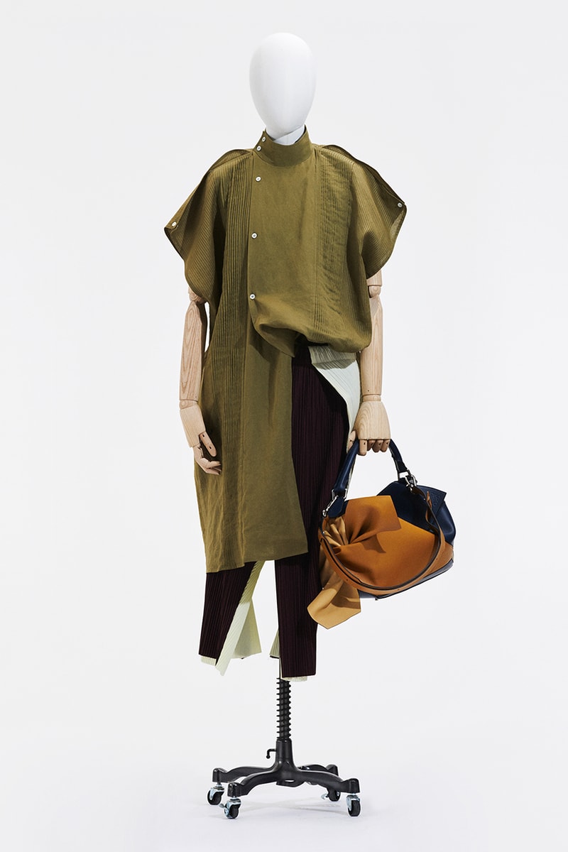 LOEWE Spring/Summer 2021 Collection Jonathan Anderson Menswear "Show In a Box" Loafers Mules Outerwear Bags Capes Draping Runway Paris Fashion Week