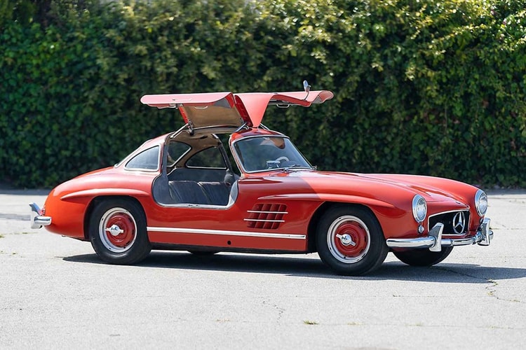 An Unrestored 1955 Merecedes-Benz 300 SL Gullwing Is up for Auction