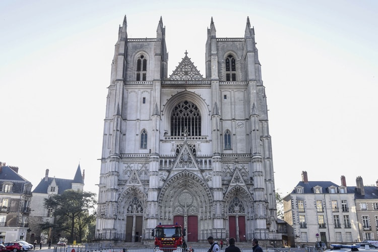 Volunteer Confesses to Starting Three Fires at Nantes Cathedral