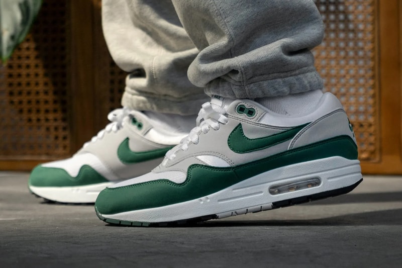 Nike Air Max 1 "Hunter Green" "Anniversary Orange" Release Information Footwear Sneaker Drop Date Closer Look OG AM1 Swoosh Retro Sneakersnstuff Tinker Hatfield