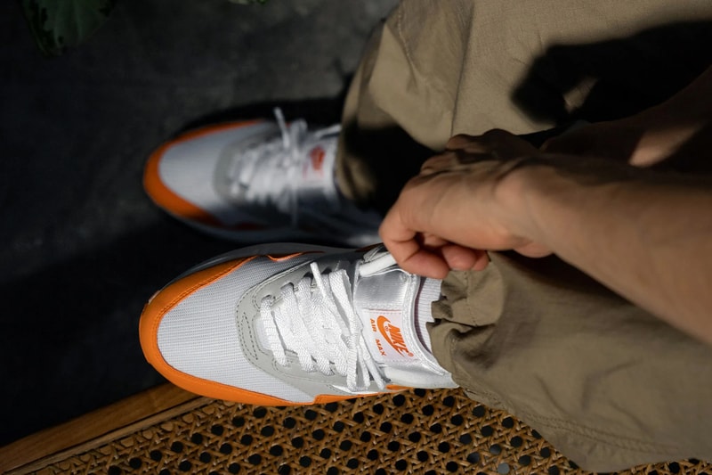 Nike Air Max 1 "Hunter Green" "Anniversary Orange" Release Information Footwear Sneaker Drop Date Closer Look OG AM1 Swoosh Retro Sneakersnstuff Tinker Hatfield