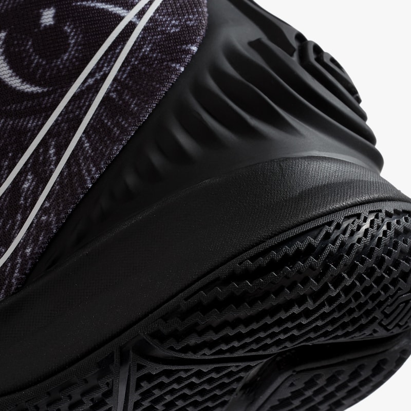 nike basketball kyrie irving s2 hybrid black atomic powder CT1971 001 official release date info photos price store list buying guide