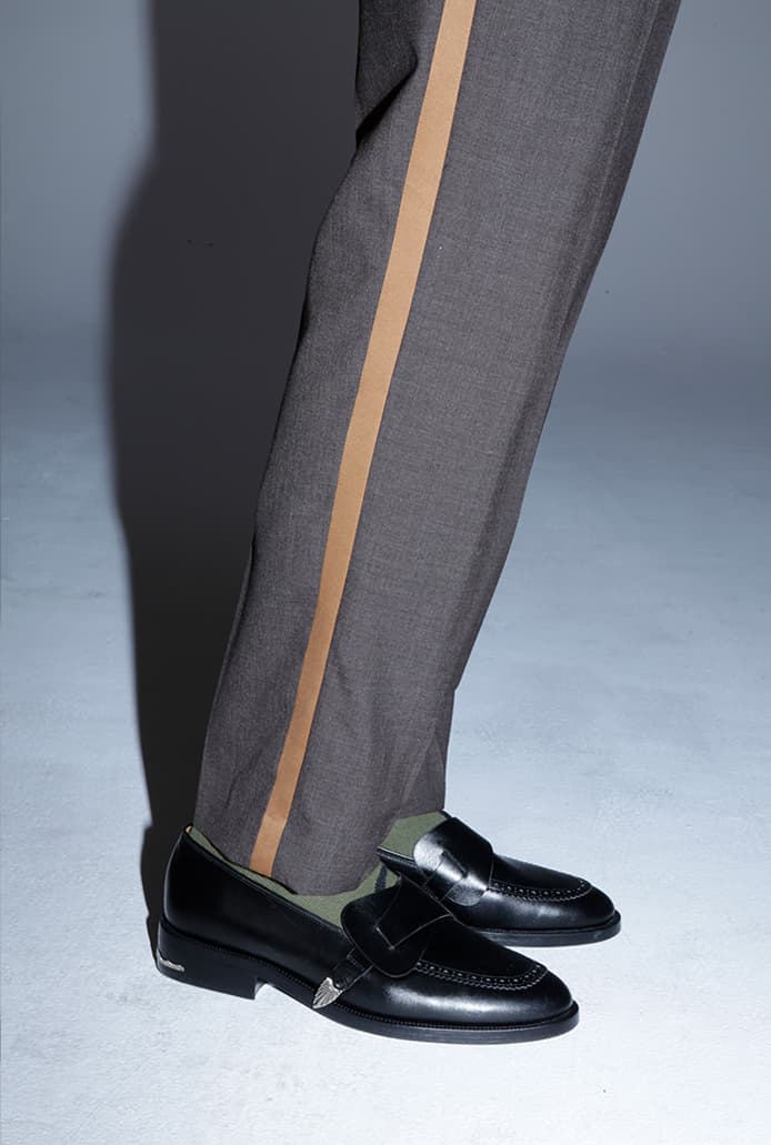 TOGA VIRILIS Fall/Winter 2020 2021 FW20-21 Collection Lookbook Yasuko Furuta Menswear Release Tailoring Military Influences 1950s Classics Western SUICOKE Collaboration
