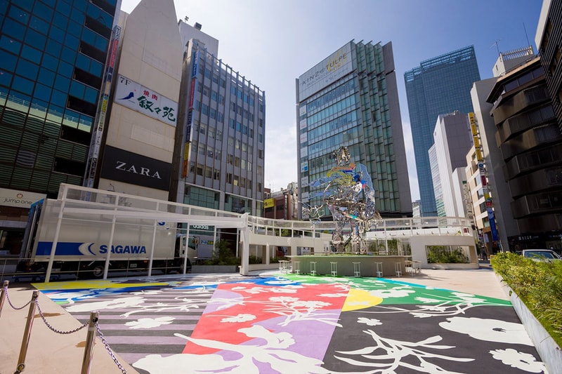 Tomokazu Matsuyama Public Installation in Tokyo JR Shinjuku Station 'Hanao-San' sculpture mirrored art park flowers japan community 