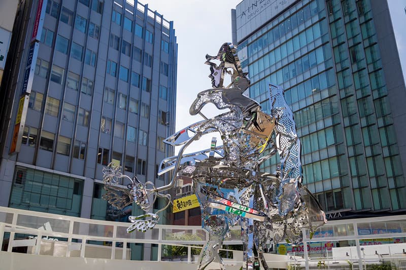 Tomokazu Matsuyama Public Installation in Tokyo JR Shinjuku Station 'Hanao-San' sculpture mirrored art park flowers japan community 