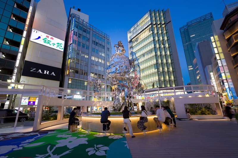 Tomokazu Matsuyama Public Installation in Tokyo JR Shinjuku Station 'Hanao-San' sculpture mirrored art park flowers japan community 