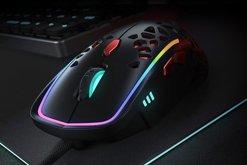 zephyr gaming mouse with active palm cooling