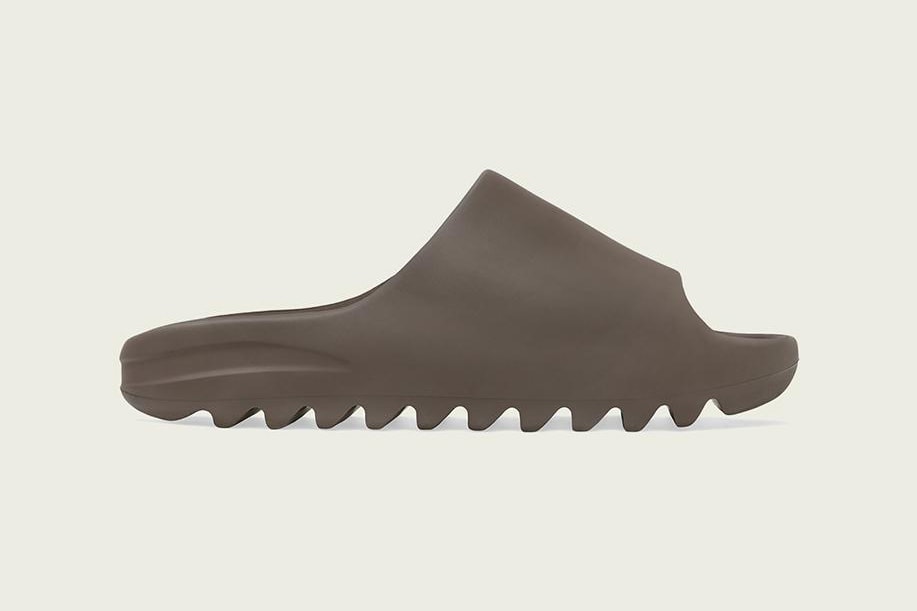 adidas YEEZY SLIDE "Soot" "Core" Release Information Drop Date Kanye West Hanon Sandals Footwear Summer 2020 Ye G55495 g55492 EVA Injected Foam At Home