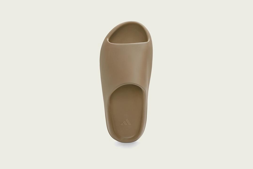 adidas YEEZY SLIDE "Soot" "Core" Release Information Drop Date Kanye West Hanon Sandals Footwear Summer 2020 Ye G55495 g55492 EVA Injected Foam At Home